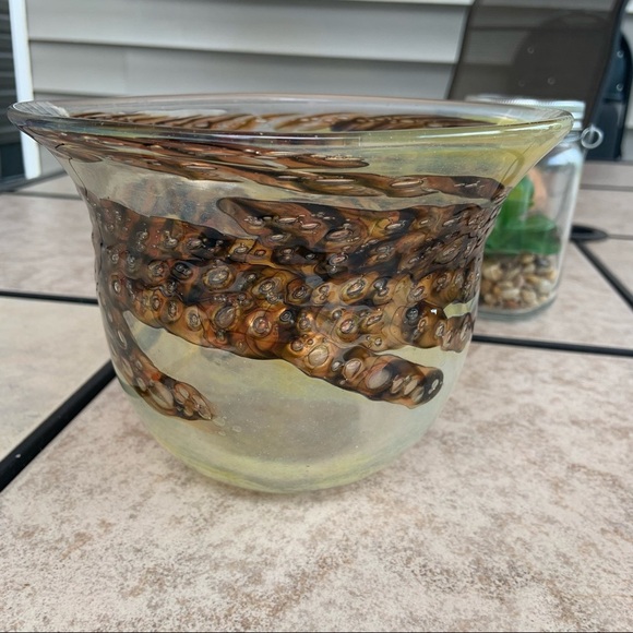 Beautiful piece of Hand blown glass bowl / vase - Picture 2 of 8